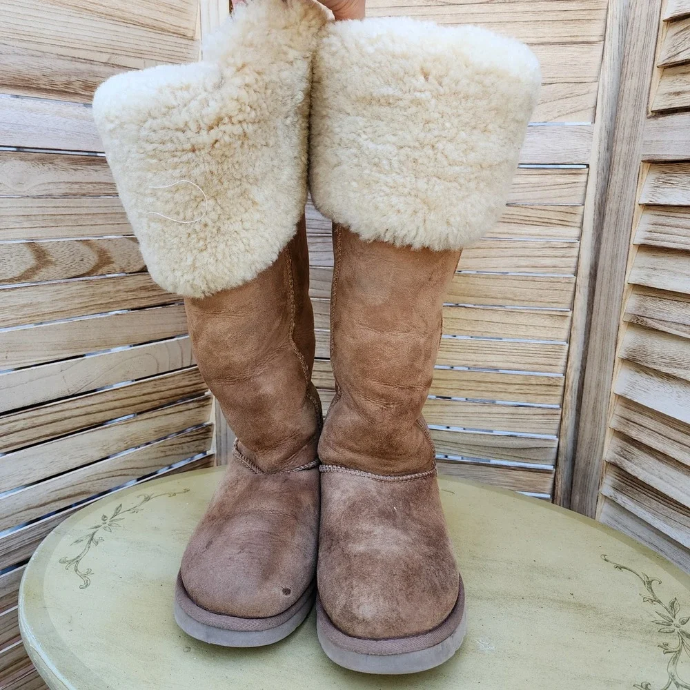 UGG sz over